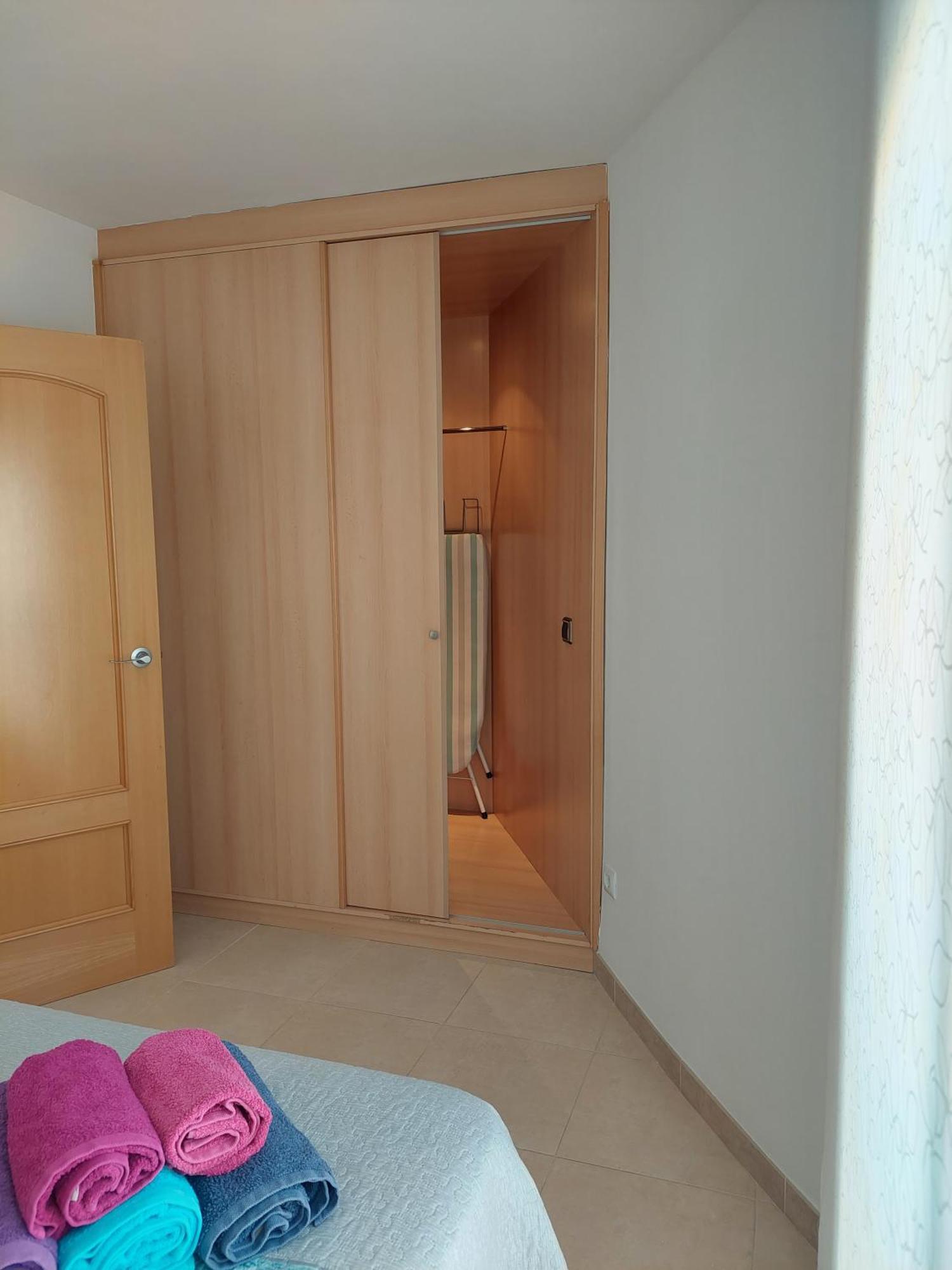 Oliveres III Hospitalet De L'Infant Exterior photo